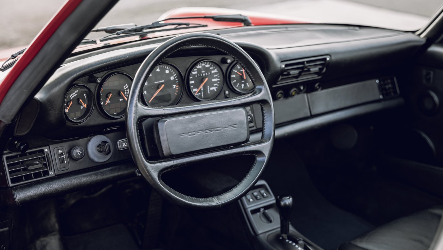 Porsche 911 964 detail